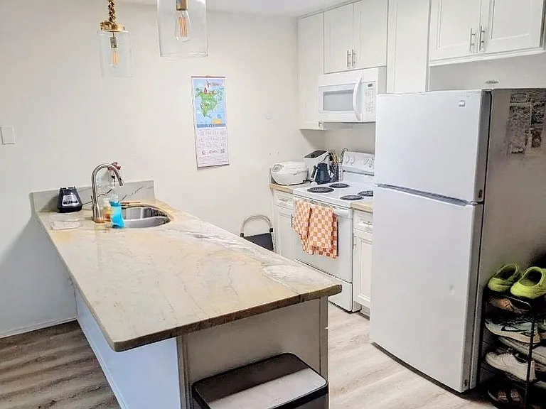 8026 Linda Vista Rd #2G — Photo 4