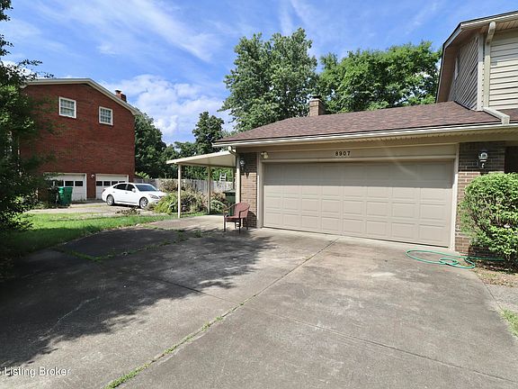 3rd image of 8907 Lakeridge Dr