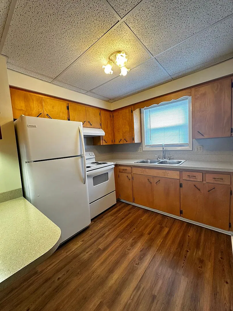 2 Bedroom apartment on Rockingham Drive — Photo 3
