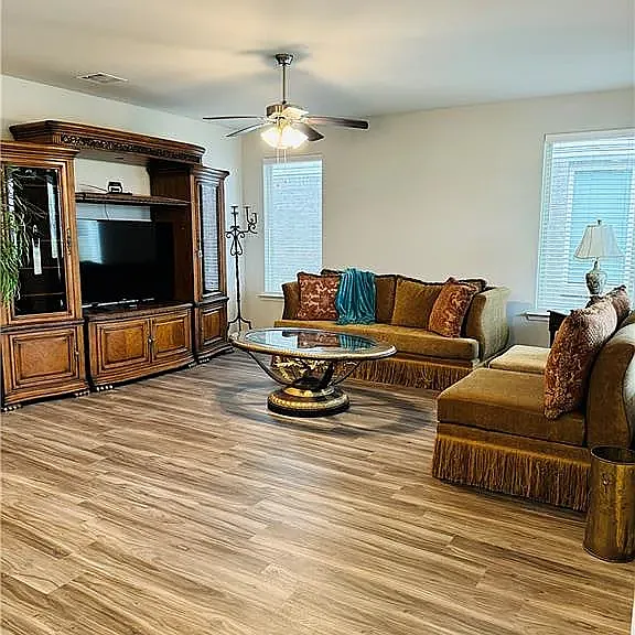 112 Oak Landing Ln — Photo 9