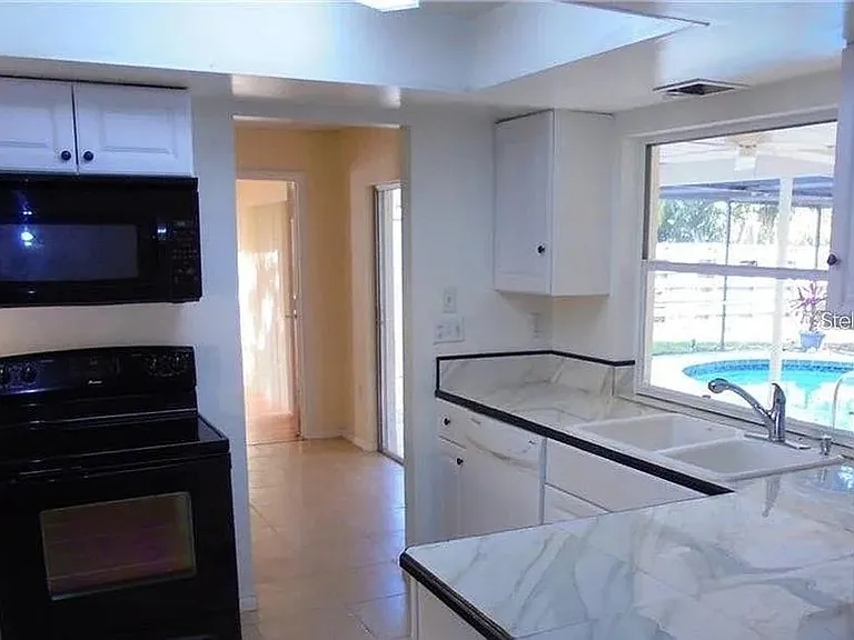 6535 Waterford Cir — Photo 6
