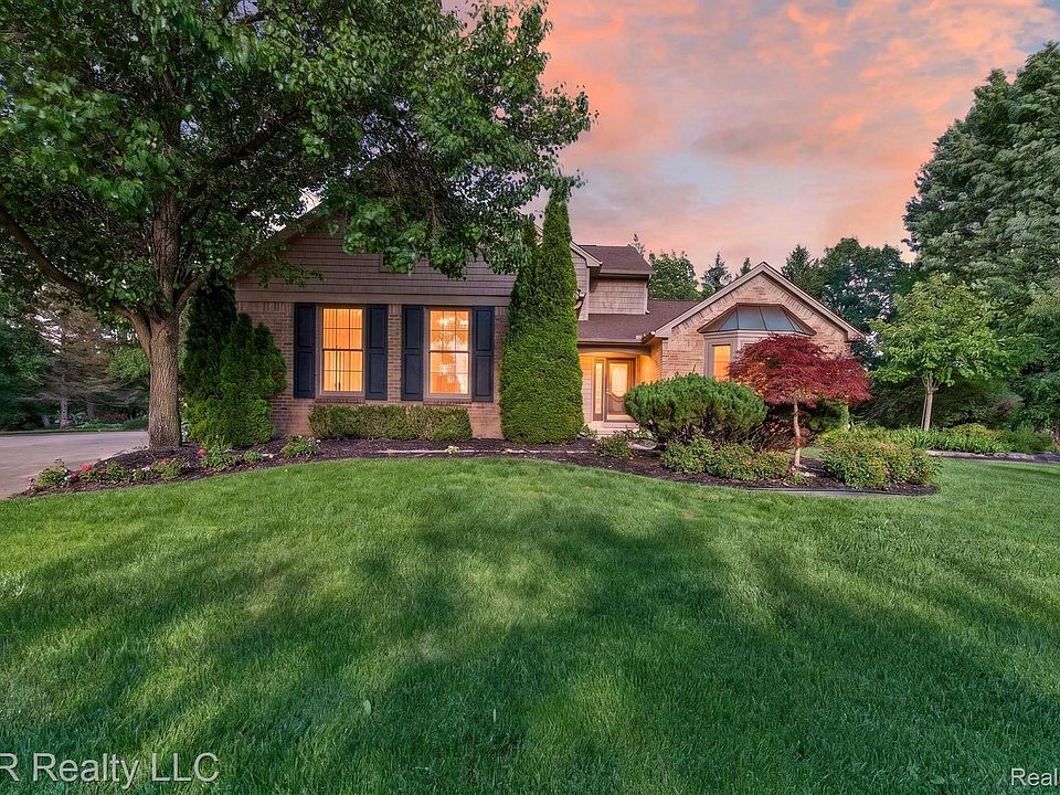 1st image of 45411 Halston Ct
