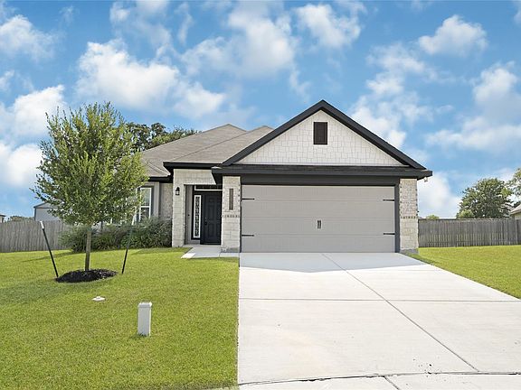 2nd image of 100 Colbys Way