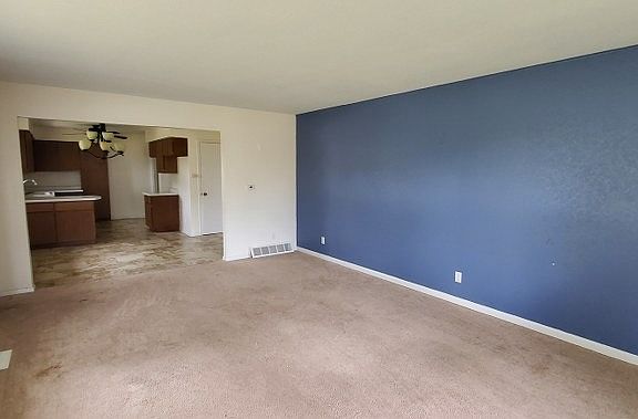 Additional Living Room