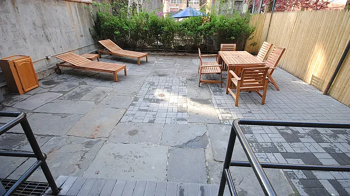 Rented by Living New York | media 4