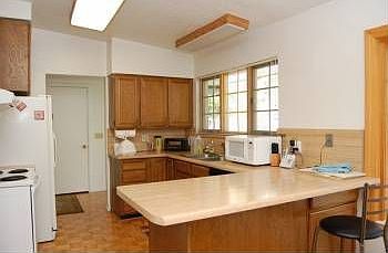 3rd image of 3280 Monte Verde Dr