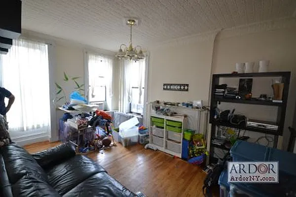 Rented by ArdorNY | media 2