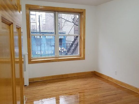 4th image of 511 W 167th St APT 5D