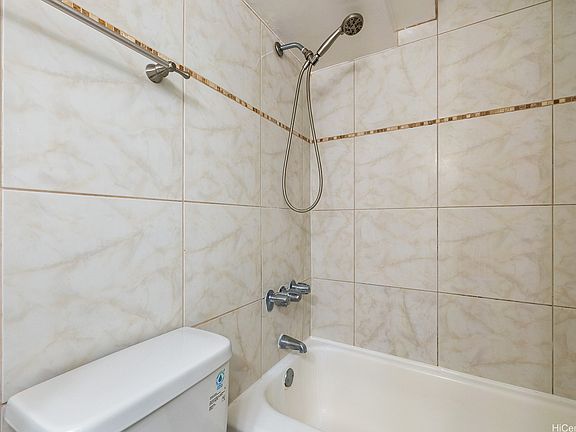5th image of 445 Seaside Ave APT 3611