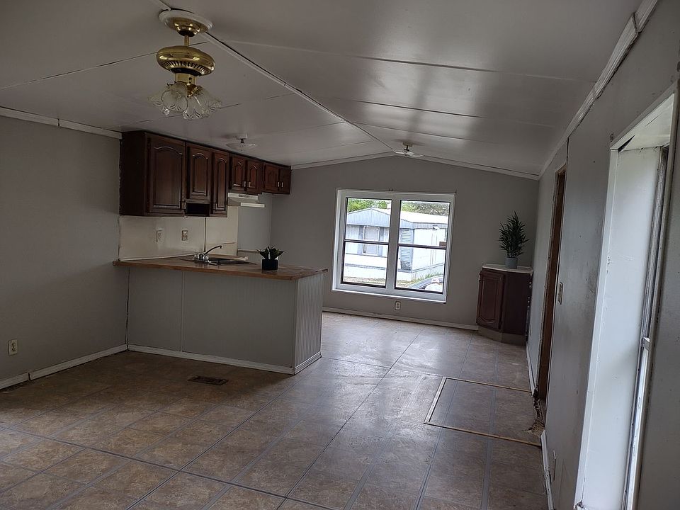 1st image of 1067 County Road 467 #188