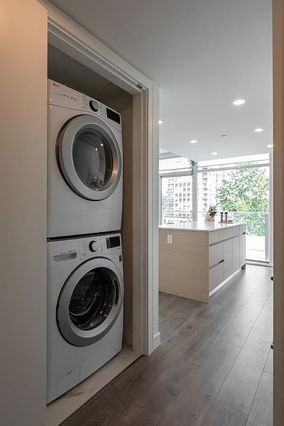West Vancouver Apartment for rent - 2 Bedrooms — photo 5