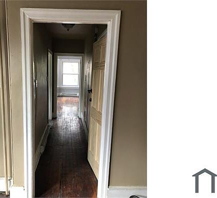 5th image of 418 E Church Ln #2