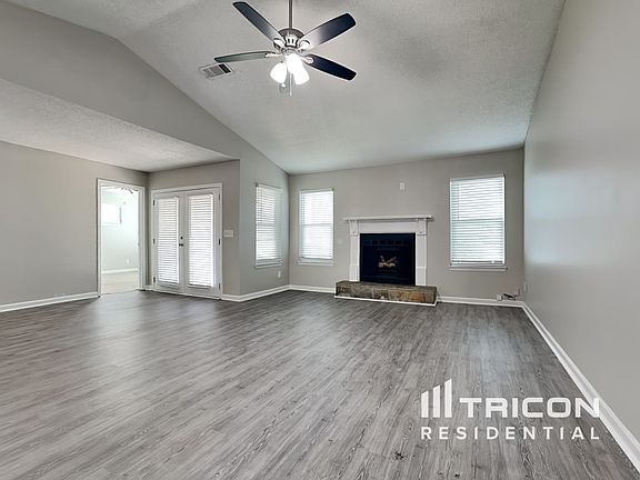 4th image of 2311 Georgia Ln