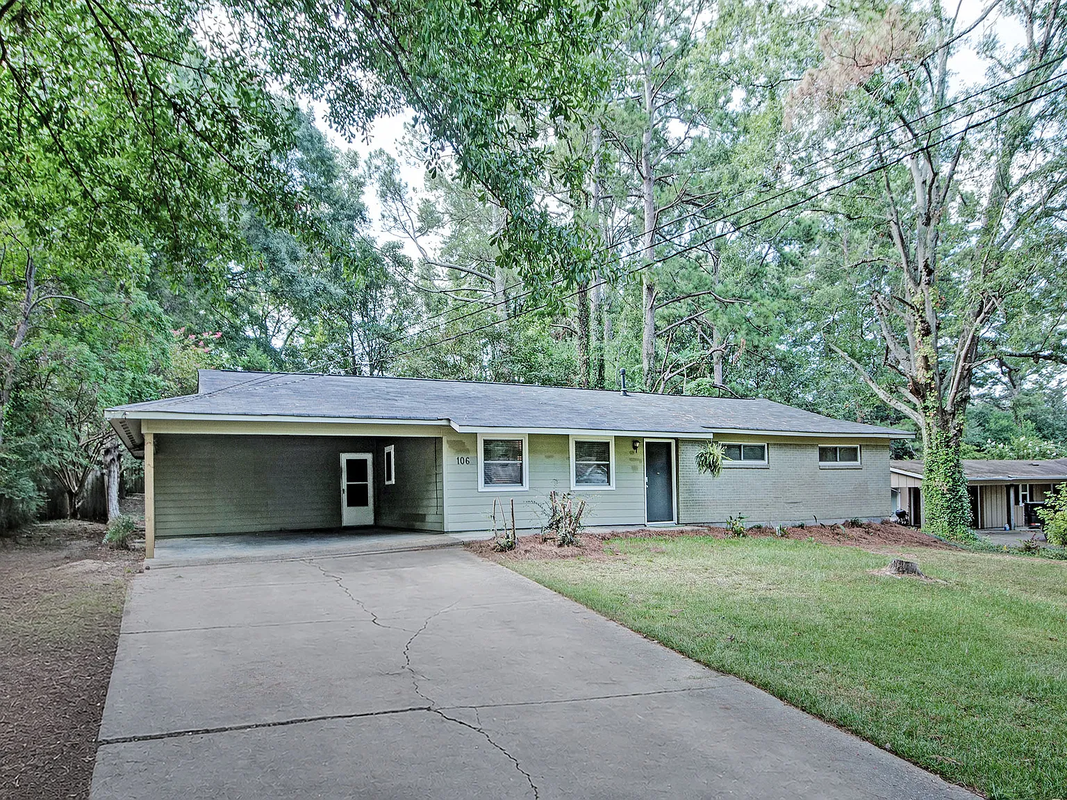3 bed, 1600 sqft, $5,100 — Photo 3