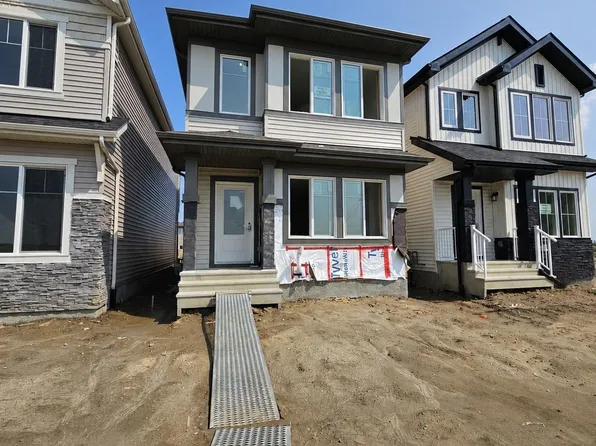15647 2nd St NE, Edmonton, AB T5Y 3K6