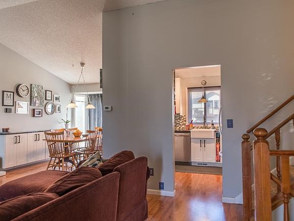 3rd image of 9613 Sheridan Ave N