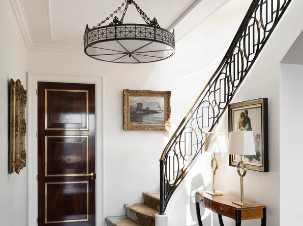 55 Central Park West image 16 of 23