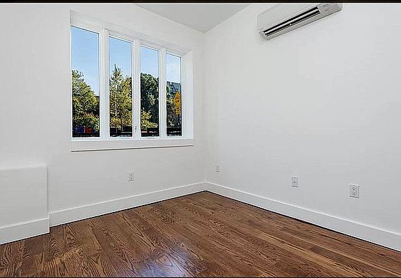 4th image of 159 Winthrop St #1R