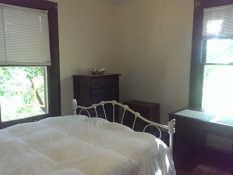 Rooms for Rent in Central Collegetown at 301 Dryden — Photo 27