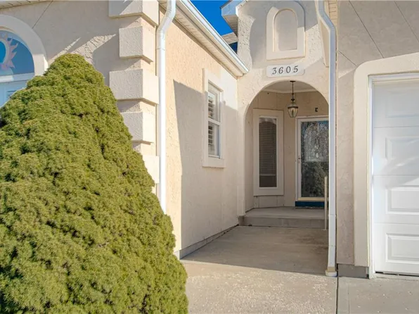 3605 S Pine St, Higginsville, MO 64037