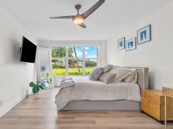 3150 NE 48th Court #105, Lighthouse Point, FL 33064