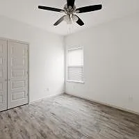 443 Medina Ln #3 — Photo 4