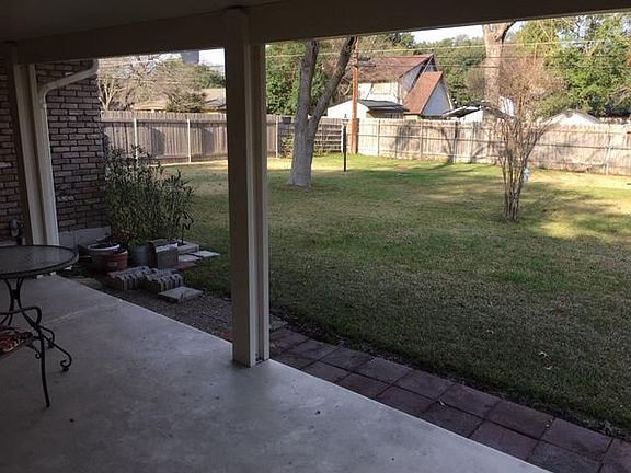 3rd image of 11631 Lida Rose Dr