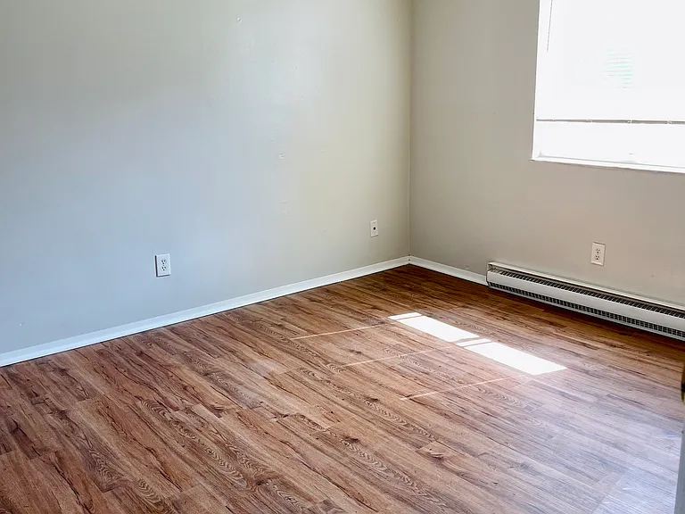 5476 Southgate Blvd — Photo 24