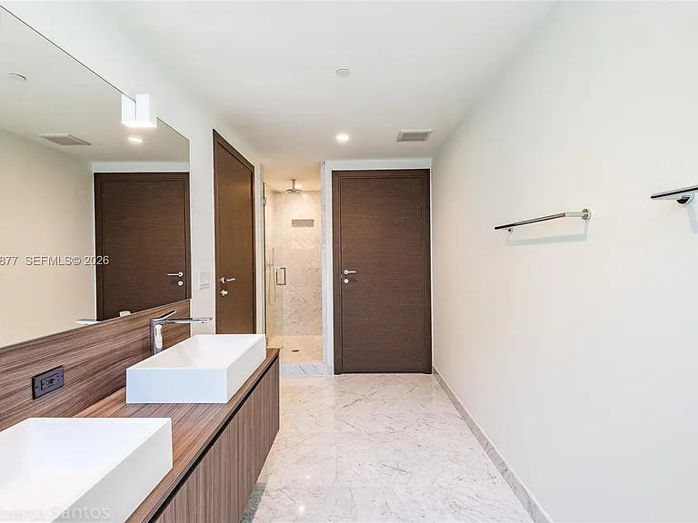 1000 Brickell Plz #4509 — Photo 59