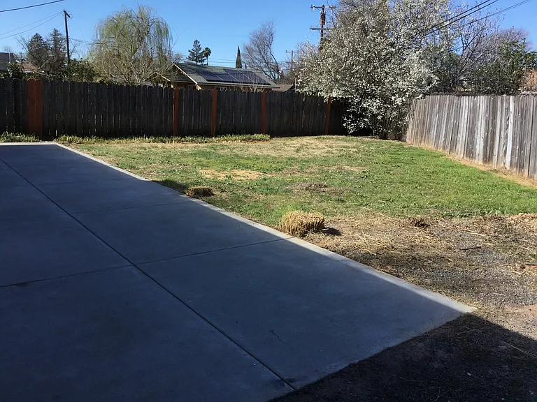 824 Taft St — Photo 17