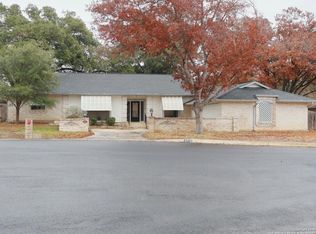 8710 Pintail Point, Windcrest, TX 78239