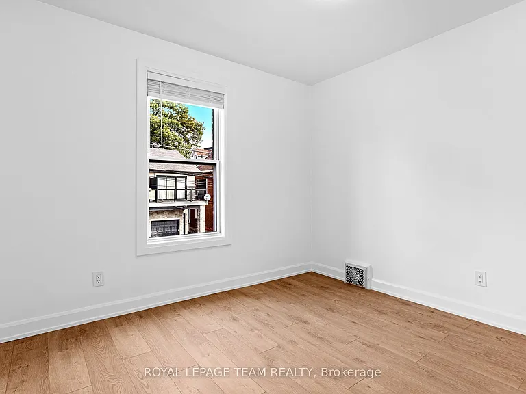 52 Lees Ave #2 — Photo 11