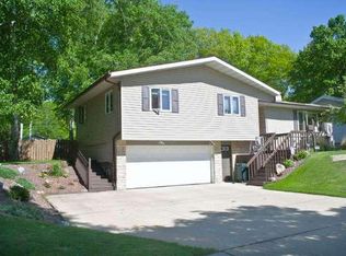 1419 N 24th St, Manitowoc, WI 54220