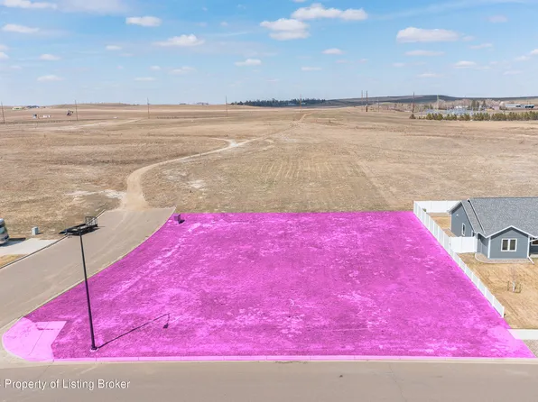 LOT 18 Wahl St, Dickinson, ND 58601