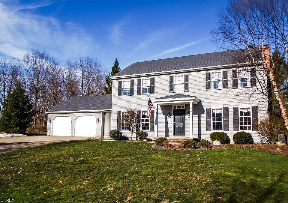 1st image of 25 Highland Ln