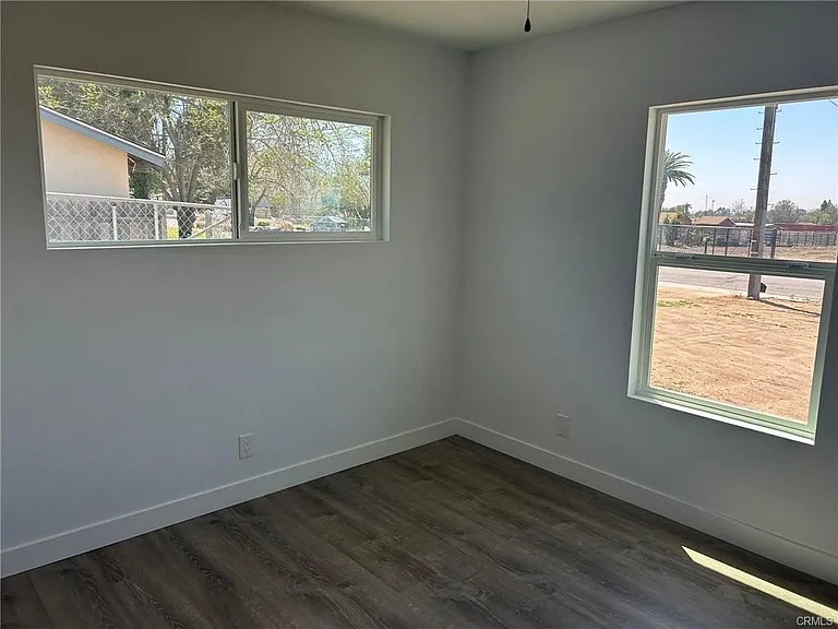 3863 California Ave — Photo 10