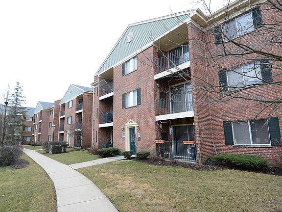 2nd image of 1516 N River West Ct APT 3A