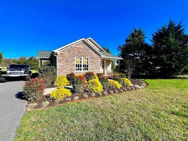 1st image of 2664 Isle Of Pines Dr