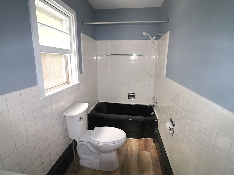 93 E Main St #1 — Photo 18