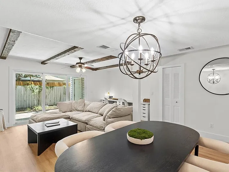 2517 W Tennessee Ave — Photo 5