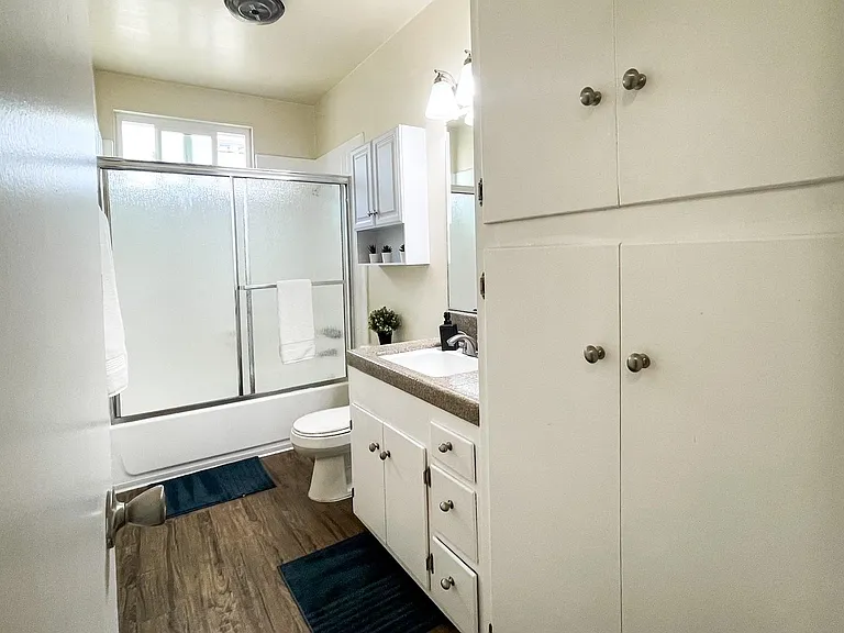 Pine Village Apartments — Photo 15