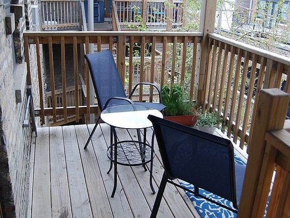 3rd image of 2542 N Racine Ave #3