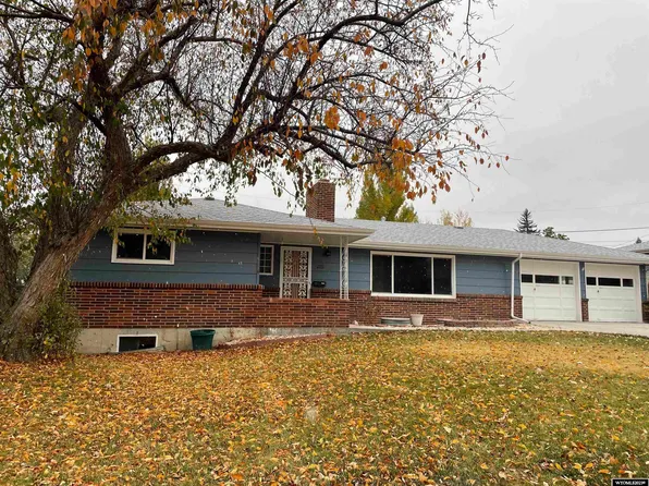 2715 E 5th Street, Casper, WY 82609