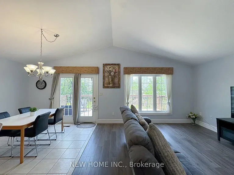 784 Rockaway Rd — Photo 11