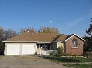 2038 Plymouth Rd, Manhattan, KS 66503