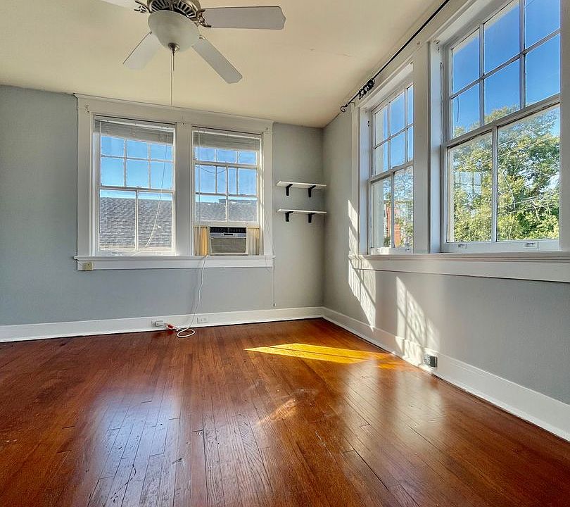 1st image of 2324 Calhoun St #D