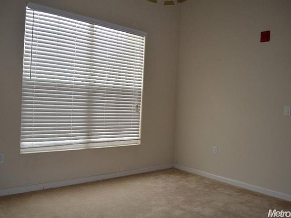 5th image of 2465 Fontana St Unit 2