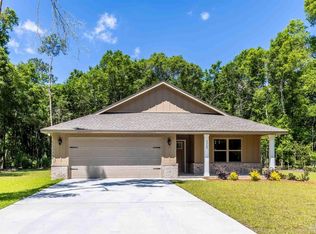 5269 Burt Ln, Pace, FL 32571