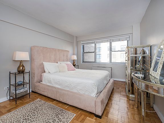 5th image of 330 E 49th St APT 8D