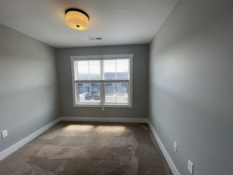 140 Sunburst Villa Dr #1 — Photo 14